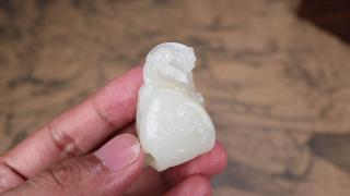 被同事追着问链接的新疆和田玉吊坠✨戴了两周像养出光来